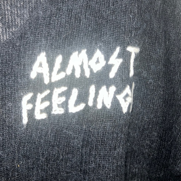 New Wildfox Almost Feeling Sweater Size S - Picture 3 of 5